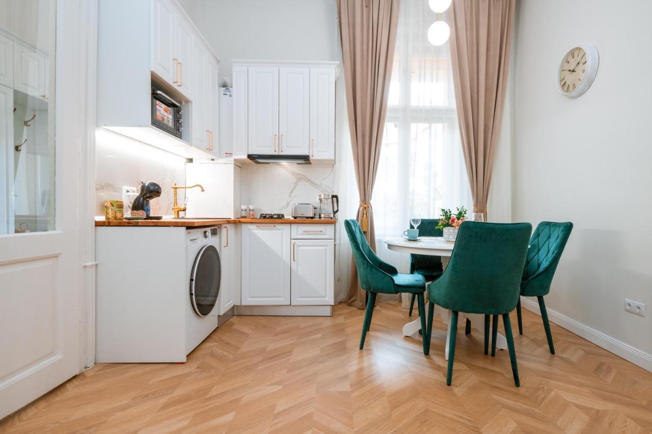 Apartament De Lux Central, P-Ta Matei Corvin Cluj-Napoca Buitenkant foto